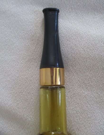 UNIQUE!  VINTAGE 1974 AVON CORNCOB PIPE BOTTLE