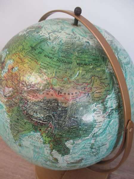 CIRCA 1971-1984 - AWESOME LARGE 12` (30.48CM) REPOGLE RAISED RELIEF WORLD GLOBE - GREAT CONDITION