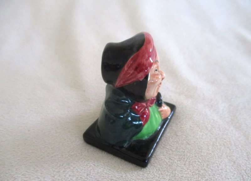 VINTAGE ROYAL DOULTON `SAIRY GAMP` BUST - GREAT CONDITION