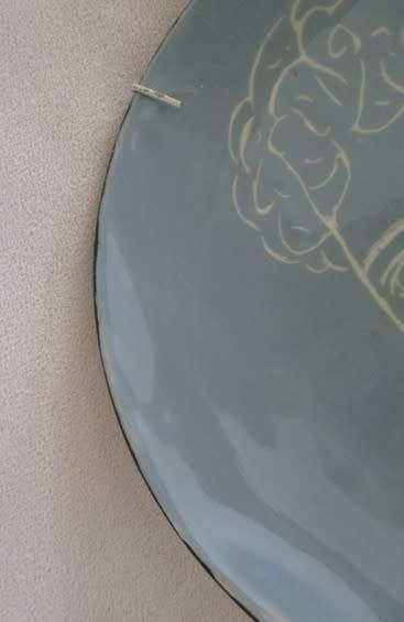 SIMPLY BEAUTIFUL - GLAZED CERAMIC ART DISPLAY PLATE WITH FACE (PLUS WALL HANGER)