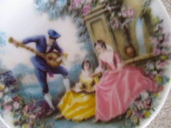 SIX ROMANTIC SCENES VINTAGE JOHNSON, ENGLAND FINE CHINA TINY PLATES/BUTTER PATS