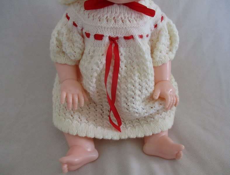VINTAGE GENUINE OK KADER DOLL WITH DARTING TONGUE, SIDEWAYS-MOVING, OPEN/CLOSE EYES - B3518
