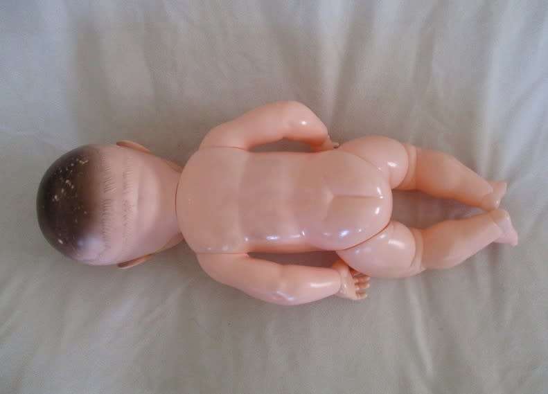 VINTAGE GENUINE OK KADER DOLL WITH DARTING TONGUE, SIDEWAYS-MOVING, OPEN/CLOSE EYES - B3518