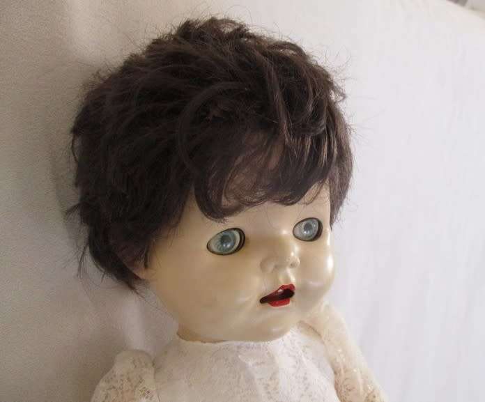 VINTAGE 1950`s  PEDIGREE `BRIGHTON BELLE` WALKIE TALKIE DOLL - 51CM TALL