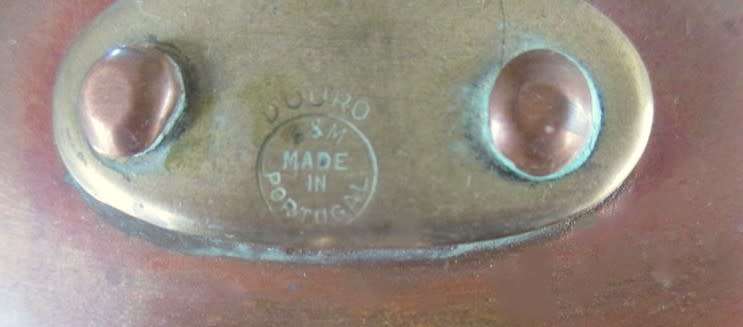 VINTAGE DOURO, PORTUGAL COPPER KETTLE WITH BRASS AND WOOD HANDLE