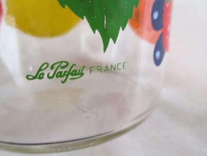 VINTAGE 1980`s LE PARFAIT, FRANCE MILK/FRUIT JUICE BOTTLE