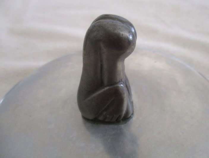 SO QUIRKY!!  CARROL BOYES STYLE SILVER METAL LIDDED CANISTER WITHPEWTER MAN PEEPING THROUGH LID
