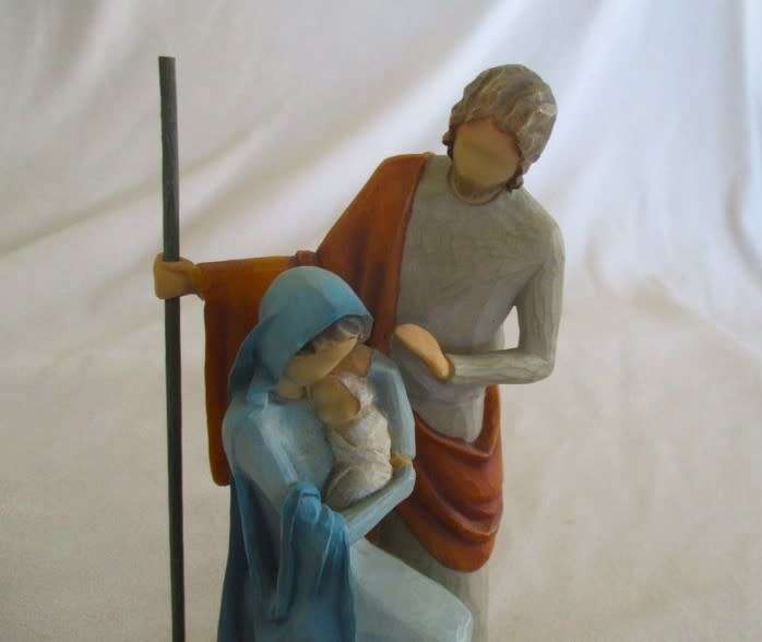 FOR ALLANNA MARRIOTT ONLY   GENUINE SIGNED SUSAN LORDI WILLOW TREE HOLY FAMILY STATUE (VINTAGE 2010)