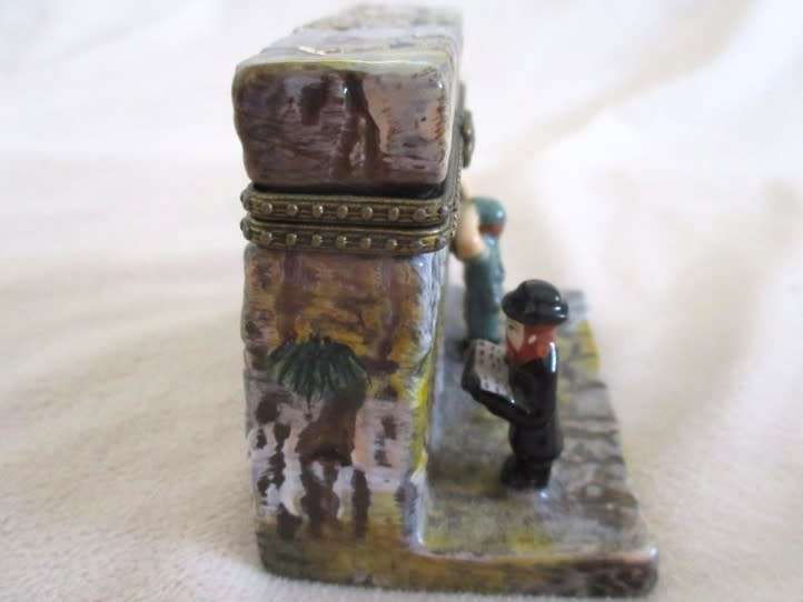 RARE - THE JACOB ROSENTHAL JUDAICA COLLECTION WAILING WALL (SIGNED YITZY ERPS) PORCELAIN CARD HOLDER