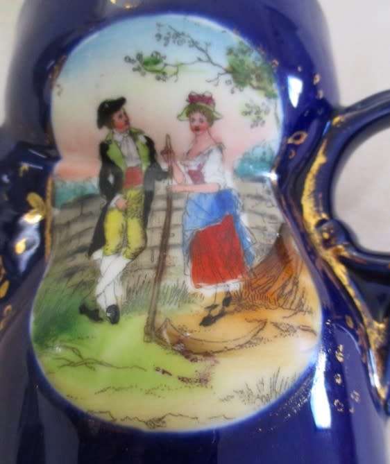 VINTAGE SHAVING MUG WITH ROMANTIC SCENE