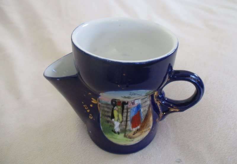 VINTAGE SHAVING MUG WITH ROMANTIC SCENE