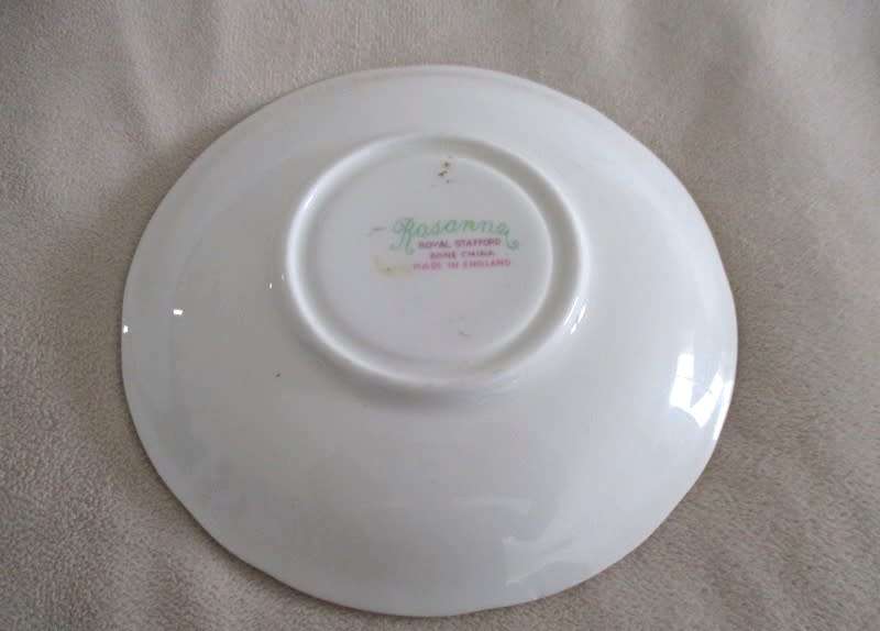 PRETTY ROYAL STAFFORD BONE CHINA SAUCER WITH STAND - ROSANNE