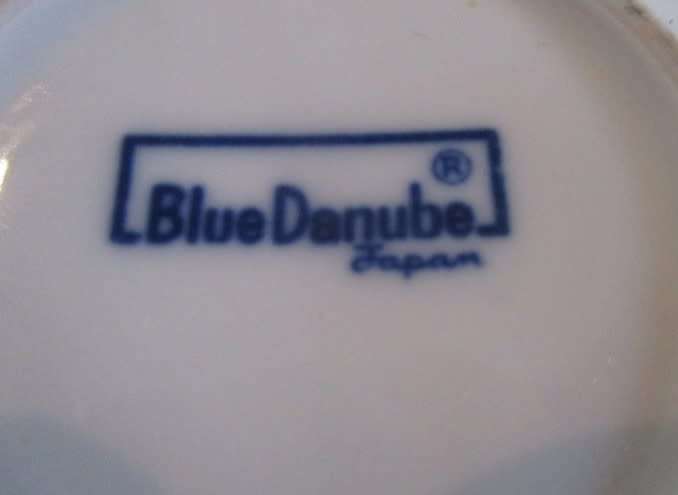 BLUE DANUBE, JAPAN, BLUE ONION PATTERN, IRISH COFFEE CUP AND SAUCER TO USE OR DISPLAY