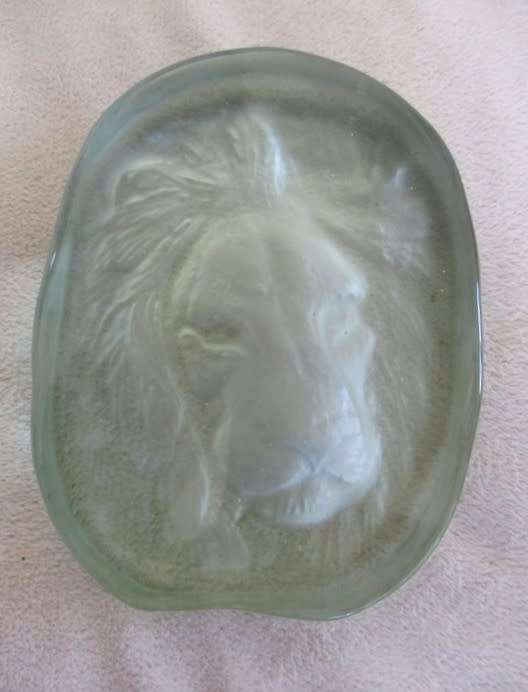 TWO STUNNING GLASS PAPERWEIGHTS FOR ONE PRICE - LION AND FISH