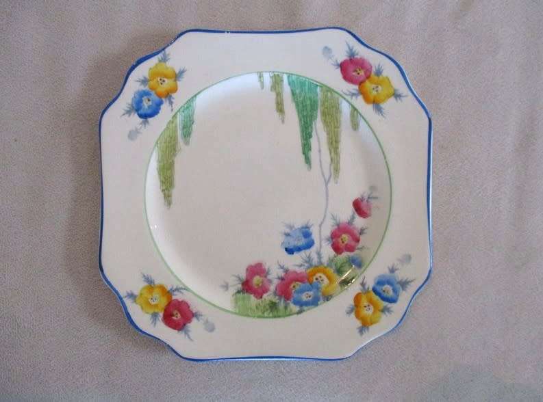 VINTAGE 1930`s CROWN DEVON FIELDINGS SIDE PLATE TO DISPLAY