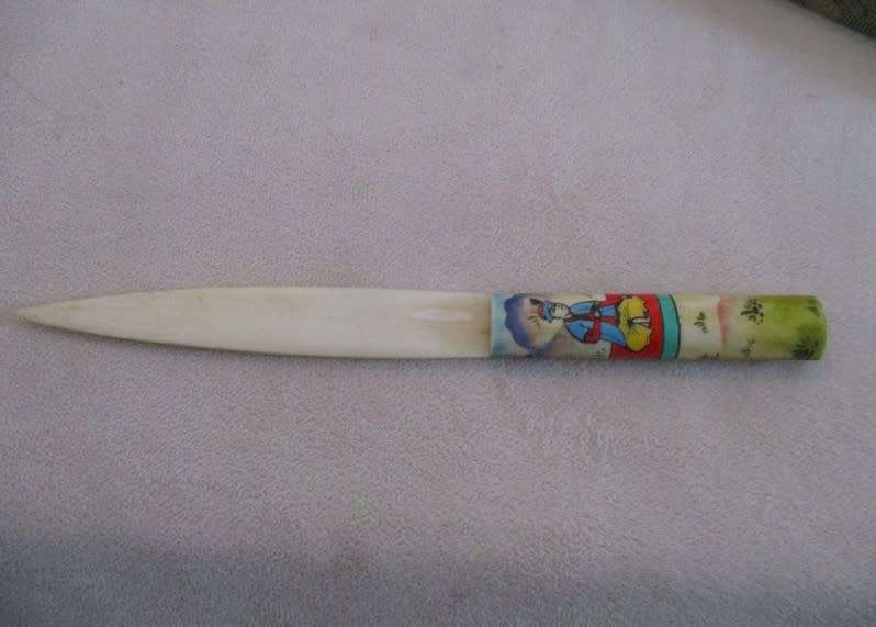 Vintage hand painted Chinese letter opener in original box