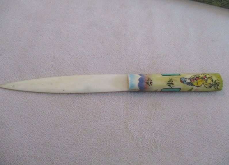 Vintage hand painted Chinese letter opener in original box
