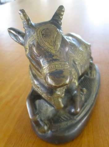 VINTAGE/ANTIQUE LARGE, HEAVY, DETAILED BRONZE STATUE OF NANDI, SACRED BULL OF THE HINDU GOD, SHIVA