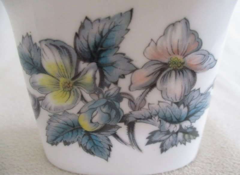 Royal Worcester fine bone china toothpick holder