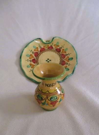 Pretty vintage hand painted Rdo de Ronda, Spain vase and display plate