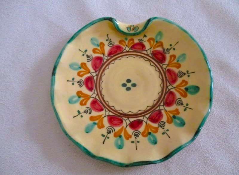 Pretty vintage hand painted Rdo de Ronda, Spain vase and display plate
