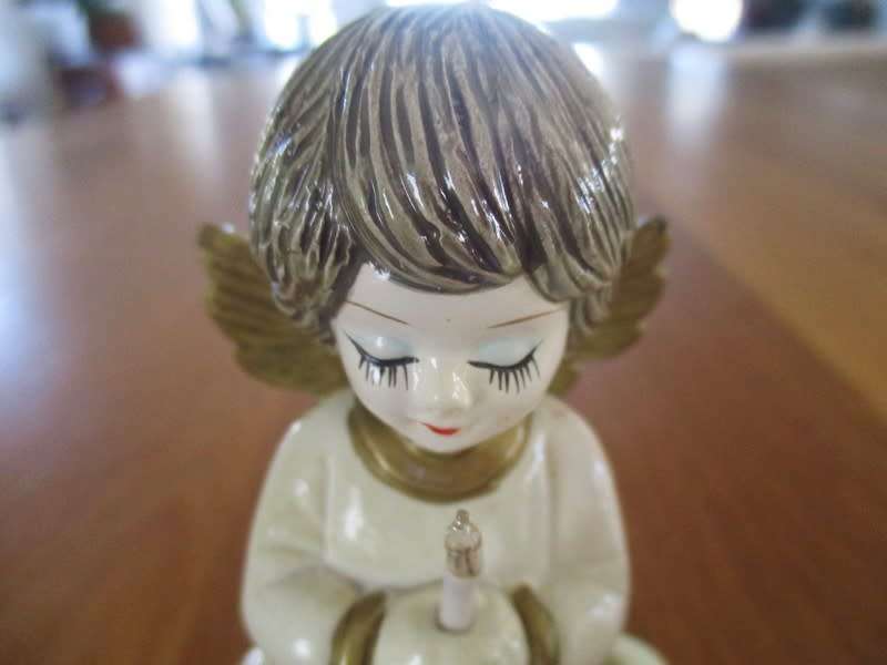 Two musical angels with flickering candles for Christmas (Silent night tune)