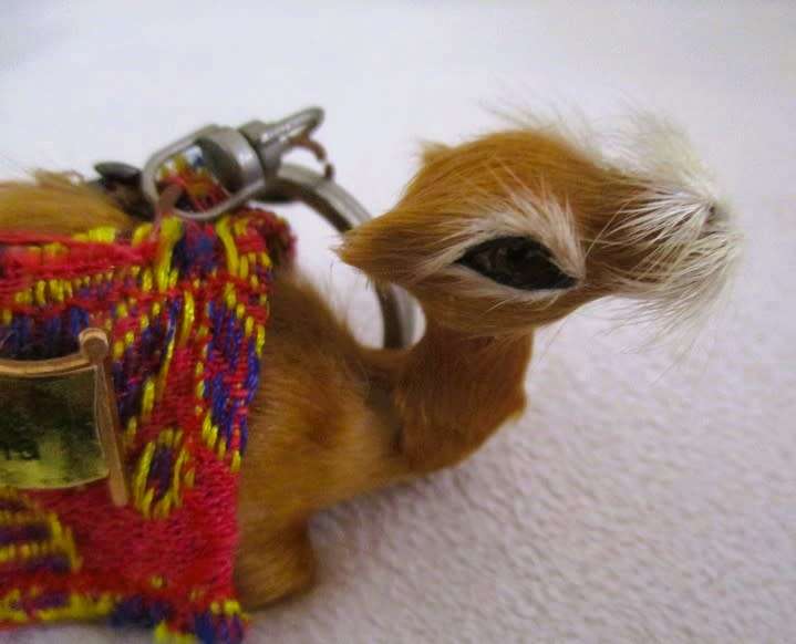 Just a cute furry camel keyring to add to your order