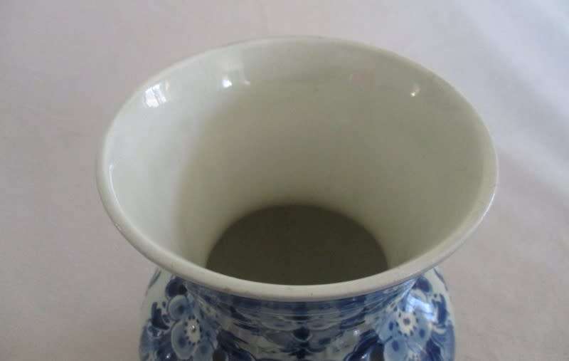 Ultra Rare!! Large vintage 1947 `De Koninklijke Porceleyne Fles` (Royal Delft) Liberation year vase