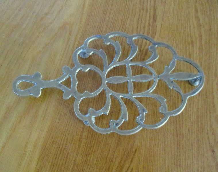 Vintage/antique solid brass trivet/pot stand - Georgian?