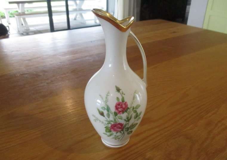 nice-sized vintage Royal Porzellan, Bavaria, Germany jug vase with pink roses - "handarbeit"