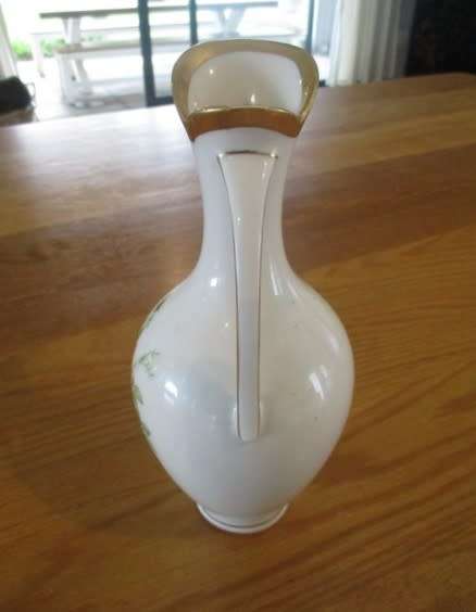 nice-sized vintage Royal Porzellan, Bavaria, Germany jug vase with pink roses - "handarbeit"