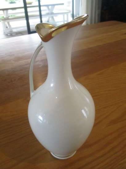 nice-sized vintage Royal Porzellan, Bavaria, Germany jug vase with pink roses - "handarbeit"