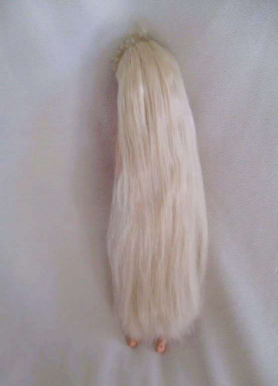 Longest hair ever - vintage 1992 Totally Hair Barbie with knees that bend & original earrings