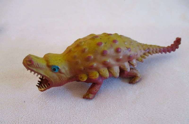 Batch of seven vintage Dinosaurs (five made in Hong Kong) for collector or to thrill a tiny tot