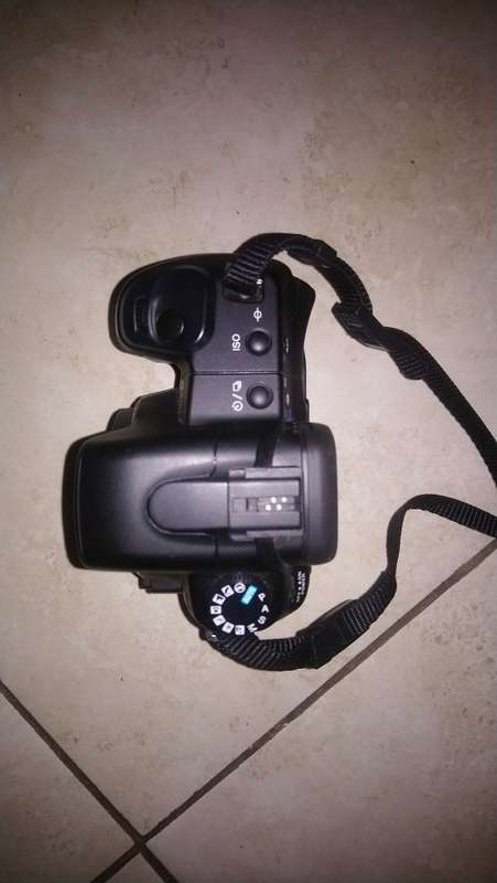 Sony a200 dSLR Camera with two lenses plus extras