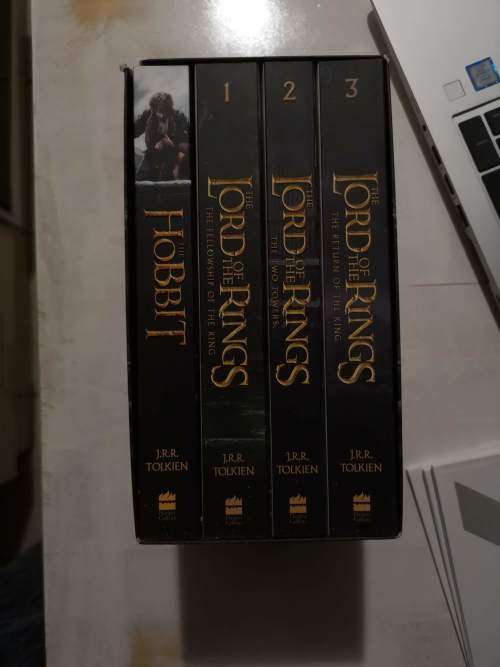 J.R.R. Tolkien 4-Book Boxed Set: The Hobbit and the Lord of The Rings