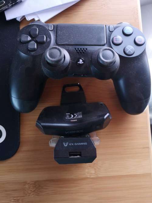 Plastation 4 remote controller + charger stand + power bank