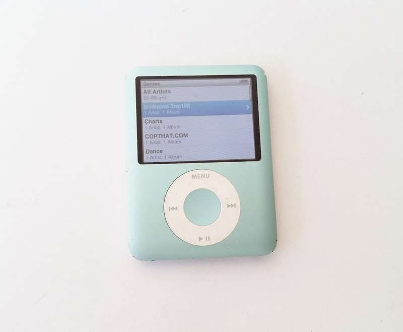 iPod Nano |  8GB | Make An Offer!