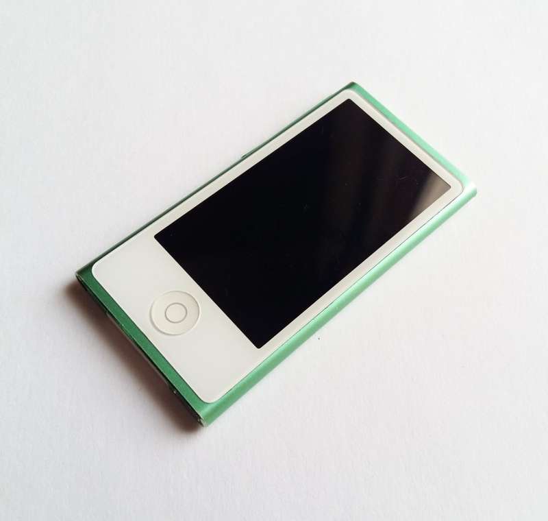 Apple | iPod Nano | 16GB Make an Offer!