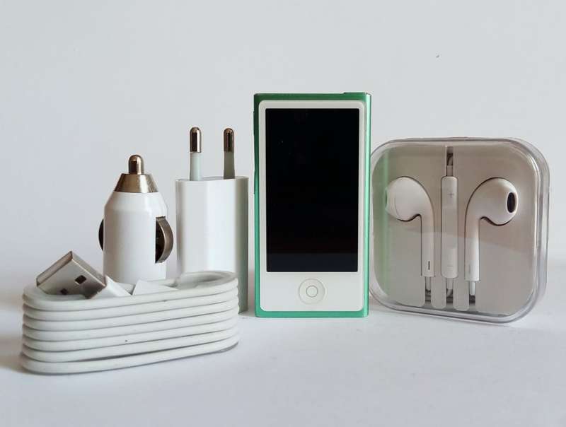 Apple | iPod Nano | 16GB Make an Offer!