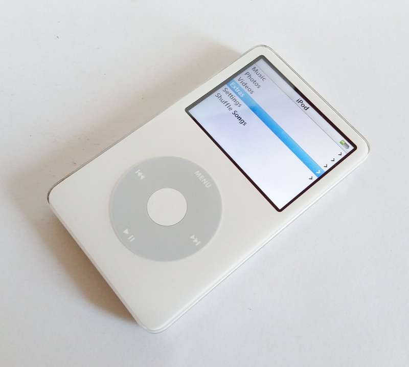 Apple | iPod Classic | 30GB Make an Offer!
