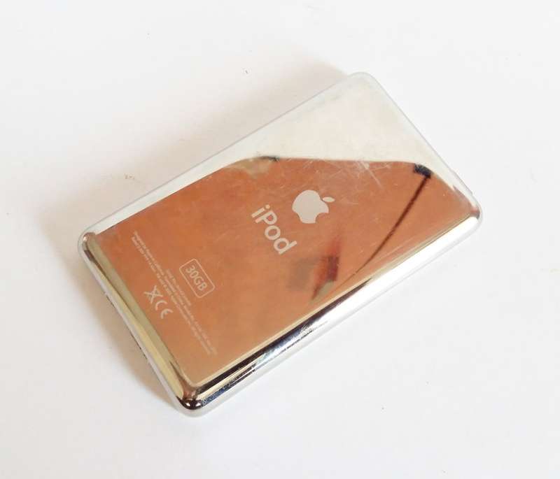 Apple | iPod Classic | 30GB Make an Offer!