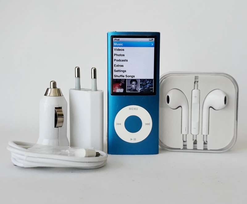 Apple iPod Nano |  16GB | Make An Offer!