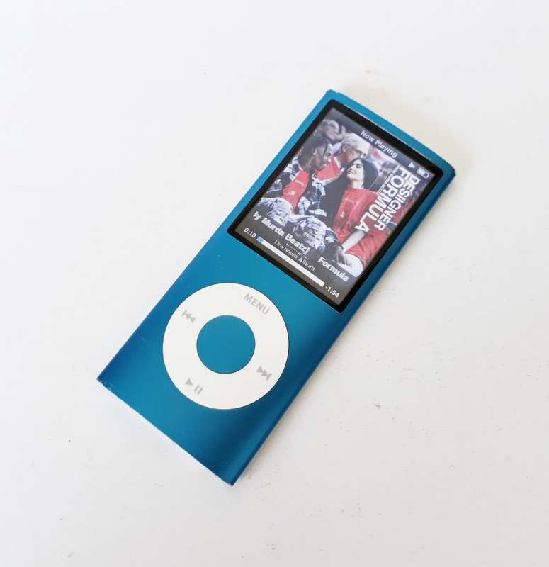 Apple iPod Nano |  16GB | Make An Offer!