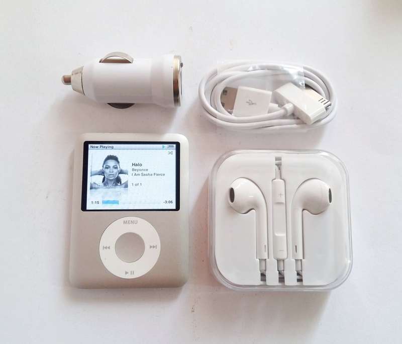Apple iPod Nano |  8GB | Make An Offer!