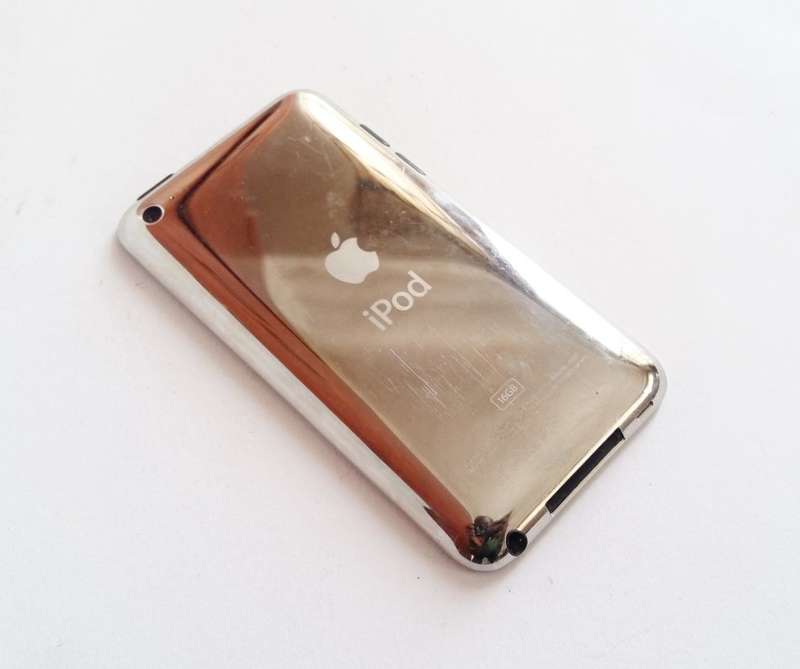 Apple iPod Touch |  16GB | Make An Offer!