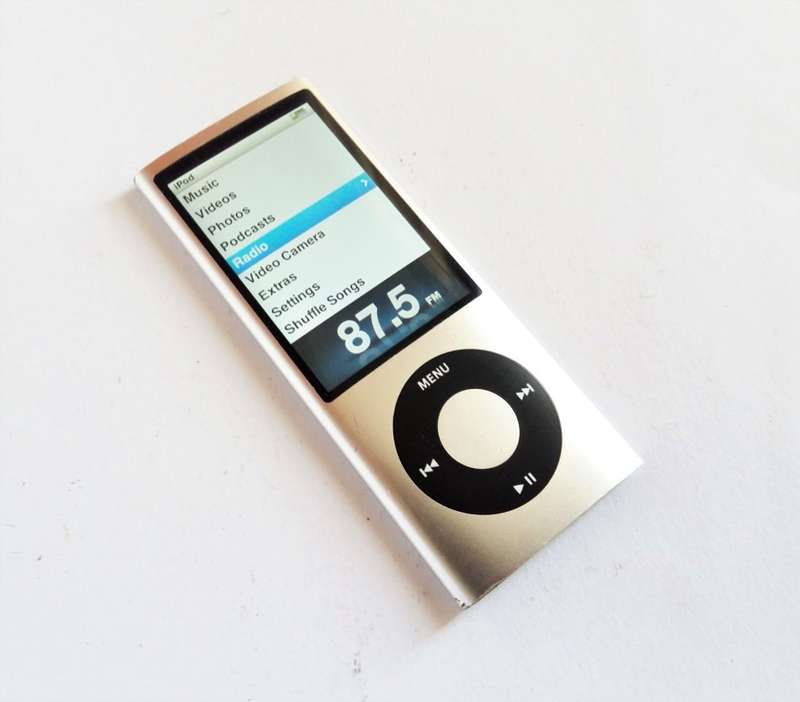 Apple | iPod Nano | 16GB Make an Offer!
