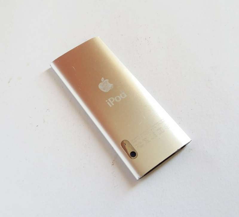 Apple | iPod Nano | 16GB Make an Offer!