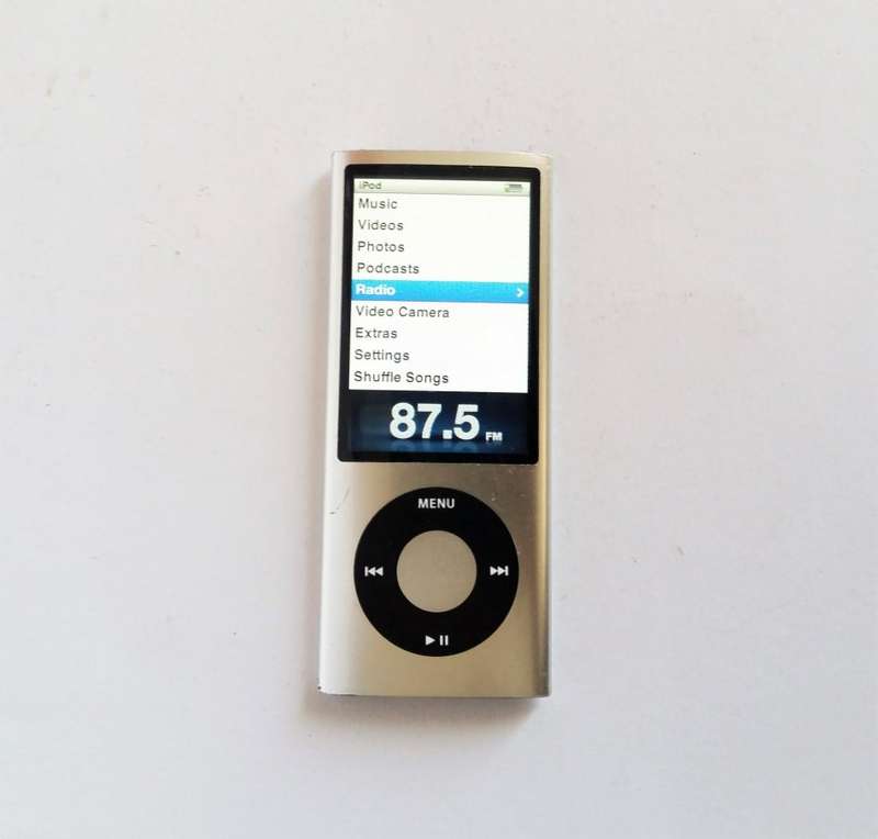 Apple | iPod Nano | 16GB Make an Offer!
