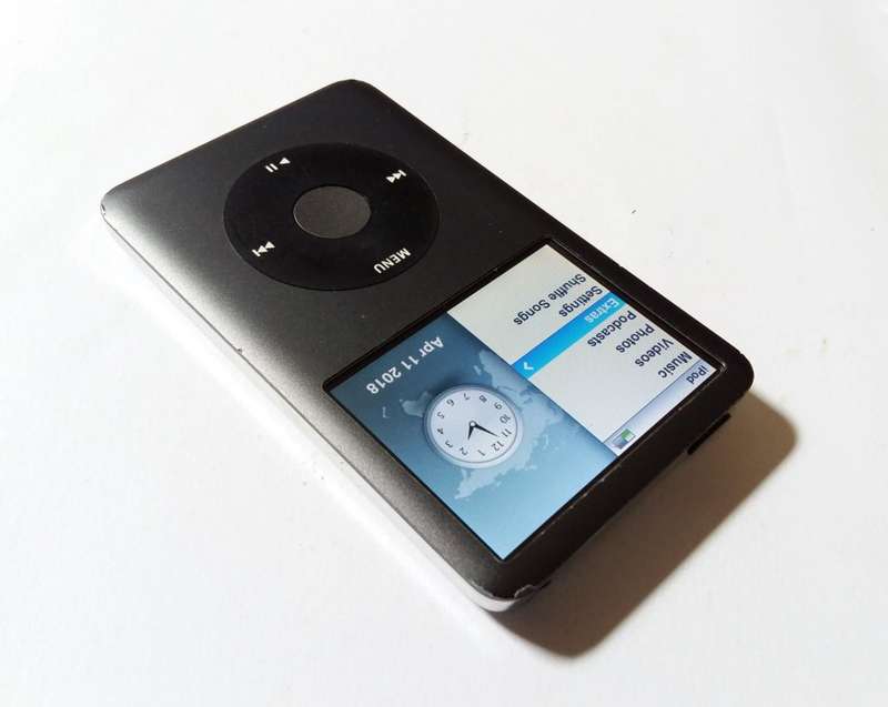 Apple | iPod Classic | 160GB | Make an Offer!